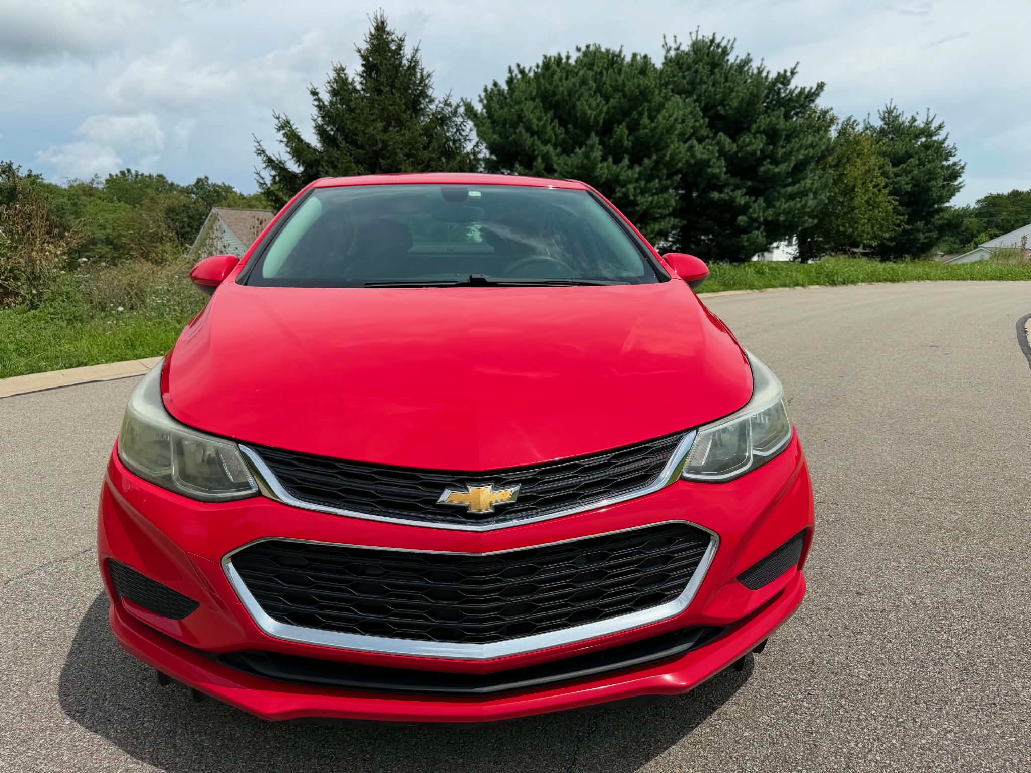 Front view of the red 2017 Chevrolet Cruze